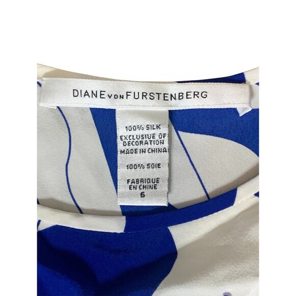 DIANE VON FURSTENBERG Silk Shorts Jumpsuit 6 Blue White Pockets Spaghetti EUC - Picture 8 of 13